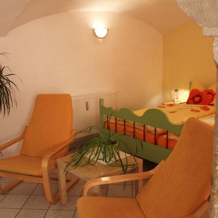 Comfy Apartment In Weissig With Garden Zewnętrze zdjęcie